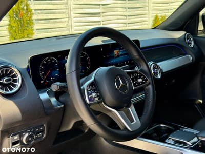 Mercedes-Benz GLB 250 4Matic 8G-DCT — zdjęcie 10