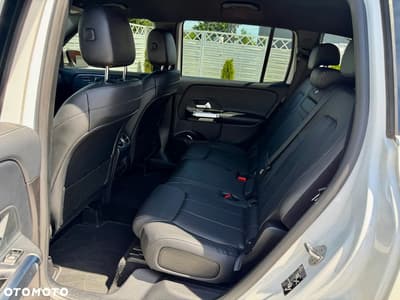 Mercedes-Benz GLB 250 4Matic 8G-DCT — zdjęcie 19