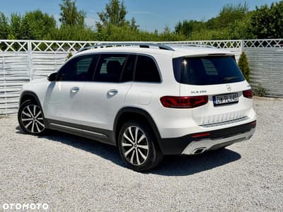 Mercedes-Benz GLB 250 4Matic 8G-DCT — zdjęcie 2