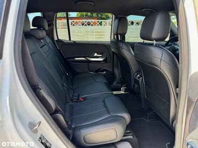 Mercedes-Benz GLB 250 4Matic 8G-DCT — zdjęcie 20
