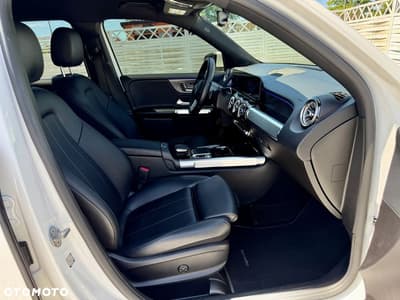 Mercedes-Benz GLB 250 4Matic 8G-DCT — zdjęcie 5