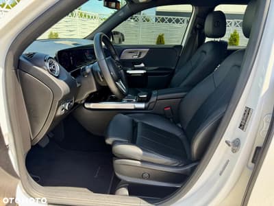 Mercedes-Benz GLB 250 4Matic 8G-DCT — zdjęcie 8