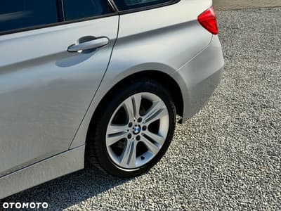 BMW Seria 3 316d Sport Line — zdjęcie 22