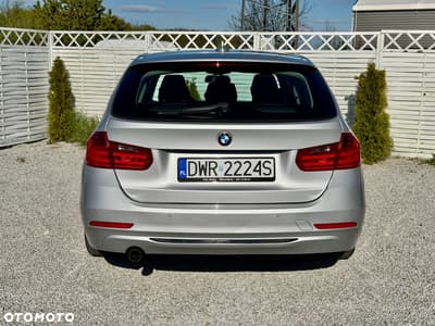 BMW Seria 3 316d Sport Line — zdjęcie 23
