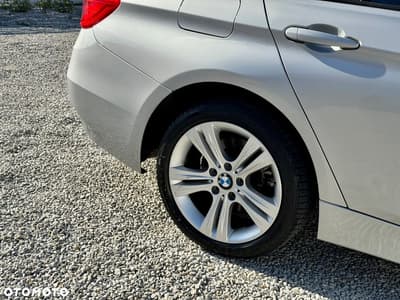 BMW Seria 3 316d Sport Line — zdjęcie 24