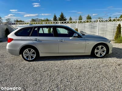 BMW Seria 3 316d Sport Line — zdjęcie 26