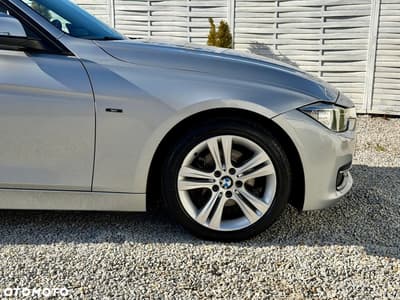 BMW Seria 3 316d Sport Line — zdjęcie 27