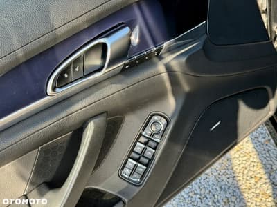 Porsche Panamera 4 PDK Edition — zdjęcie 22