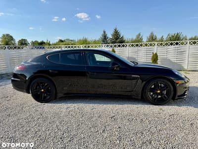 Porsche Panamera 4 PDK Edition — zdjęcie 32