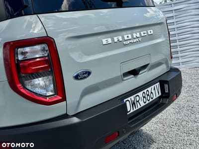 Ford Bronco — zdjęcie 29