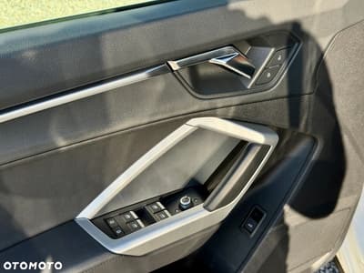 Audi Q3 45 TFSI Quattro S tronic — zdjęcie 22