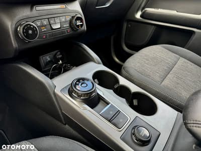 Ford Bronco — zdjęcie 13