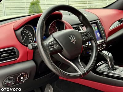 Maserati Levante S Q4 — zdjęcie 10