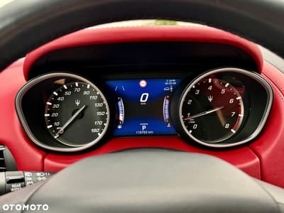 Maserati Levante S Q4 — zdjęcie 13