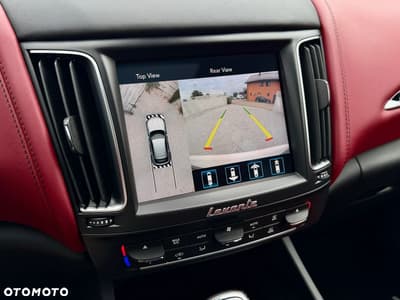 Maserati Levante S Q4 — zdjęcie 15