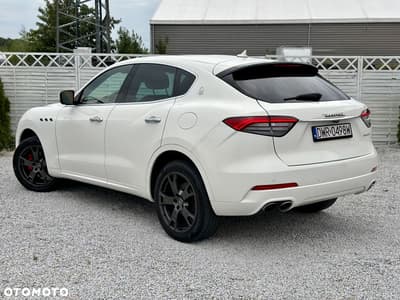Maserati Levante S Q4 — zdjęcie 2