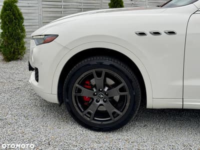 Maserati Levante S Q4 — zdjęcie 23