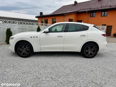 Maserati Levante S Q4 — zdjęcie 24