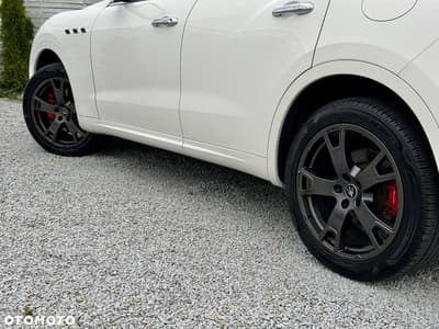 Maserati Levante S Q4 — zdjęcie 25