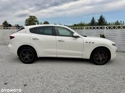 Maserati Levante S Q4 — zdjęcie 31