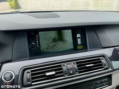 BMW Seria 5 535d xDrive Sport-Aut Modern Line — zdjęcie 15