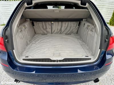 BMW Seria 5 535d xDrive Sport-Aut Modern Line — zdjęcie 38