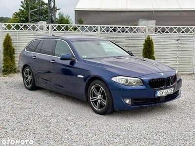 BMW Seria 5 535d xDrive Sport-Aut Modern Line — zdjęcie 4