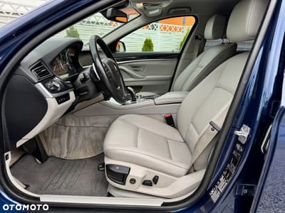 BMW Seria 5 535d xDrive Sport-Aut Modern Line — zdjęcie 8