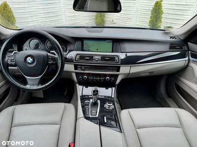 BMW Seria 5 535d xDrive Sport-Aut Modern Line — zdjęcie 9
