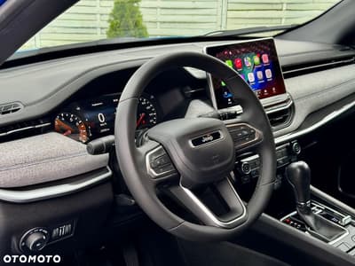 Jeep Compass — zdjęcie 10