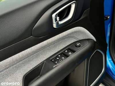 Jeep Compass — zdjęcie 18