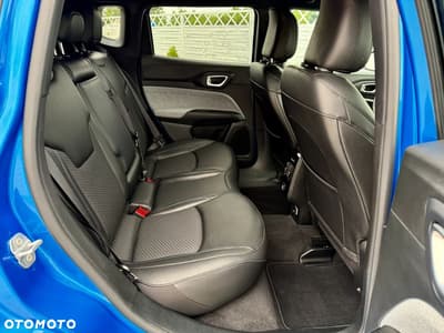 Jeep Compass — zdjęcie 20