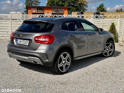 Mercedes-Benz GLA 250 4Matic 7G-DCT — zdjęcie 3