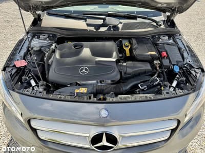 Mercedes-Benz GLA 250 4Matic 7G-DCT — zdjęcie 39
