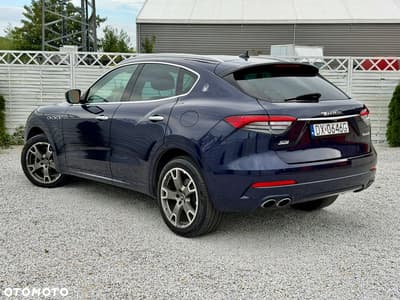 Maserati Levante S Q4 — zdjęcie 2