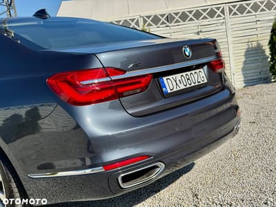 BMW Seria 7 750i xDrive Edition Exclusive — zdjęcie 27