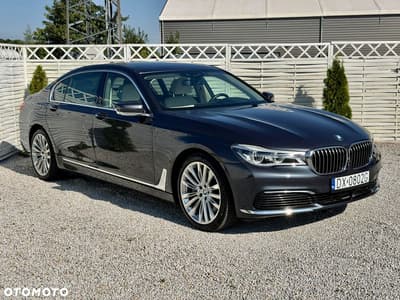 BMW Seria 7 750i xDrive Edition Exclusive — zdjęcie 4