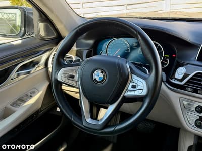 BMW Seria 7 750i xDrive Edition Exclusive — zdjęcie 7