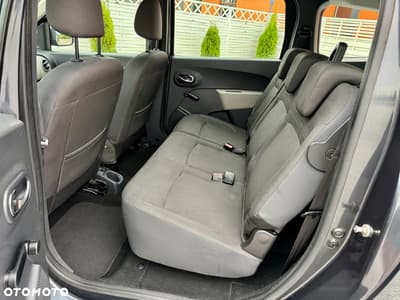 Dacia Lodgy 1.5 dCi Prestige — zdjęcie 16