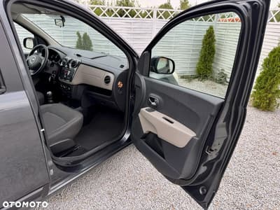 Dacia Lodgy 1.5 dCi Prestige — zdjęcie 31