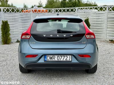 Volvo V40 D2 Momentum — zdjęcie 25