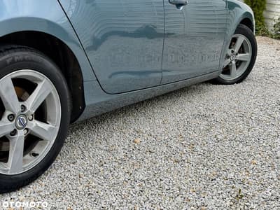 Volvo V40 D2 Momentum — zdjęcie 28