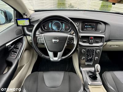 Volvo V40 D2 Momentum — zdjęcie 6