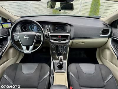 Volvo V40 D2 Momentum — zdjęcie 9