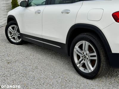 Mercedes-Benz GLB 250 4Matic 8G-DCT — zdjęcie 26