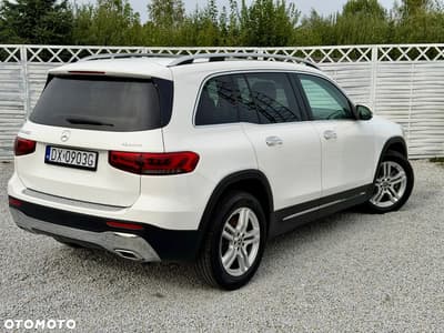 Mercedes-Benz GLB 250 4Matic 8G-DCT — zdjęcie 3