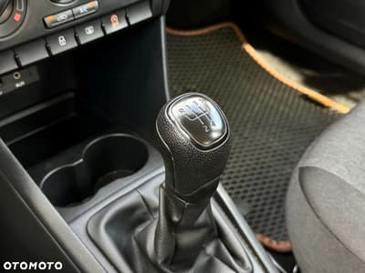 Skoda RAPID 1.2 TSI Style — zdjęcie 12