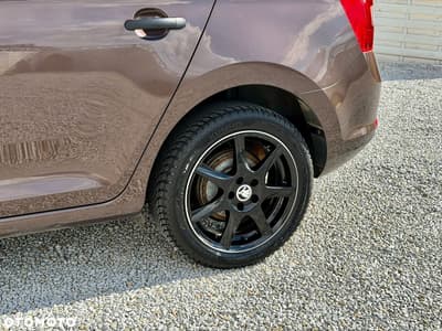 Skoda RAPID 1.2 TSI Style — zdjęcie 22