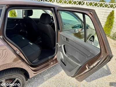 Skoda RAPID 1.2 TSI Style — zdjęcie 34