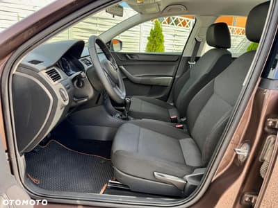 Skoda RAPID 1.2 TSI Style — zdjęcie 8